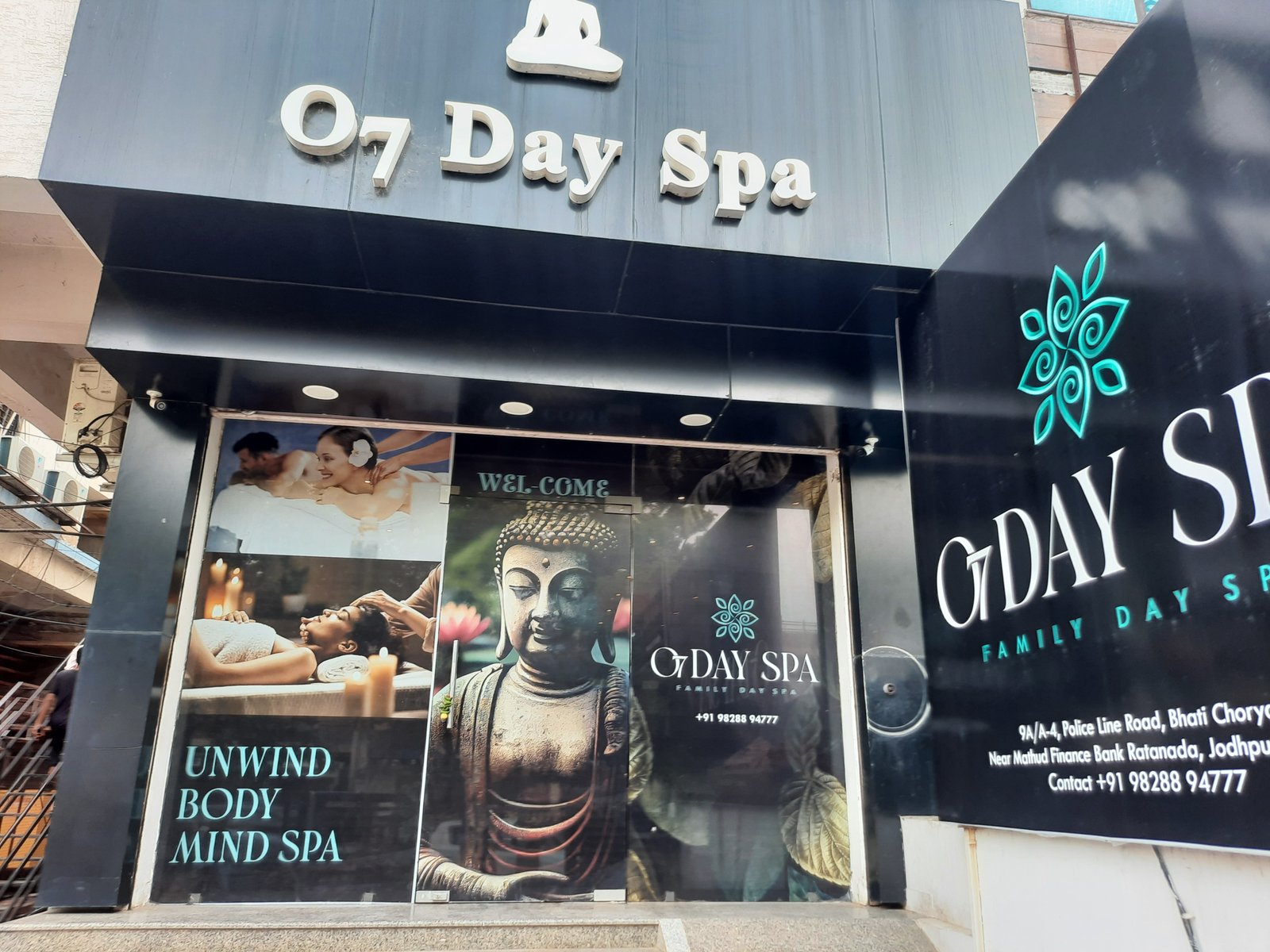 07 DAY SPA Therapy Studio